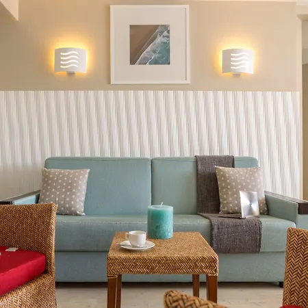 Résidence Pierre&vacances Les Jardins De La Côte D'opale Apart-hotel 3*