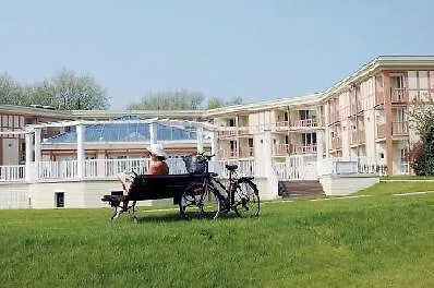 Aparthotel Pierre & Les Jardins De La Cote D'opale 3*