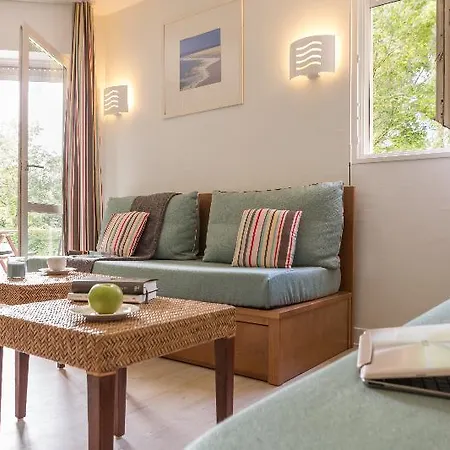 Pierre & Les Jardins De La Cote D'opale Aparthotel 3*